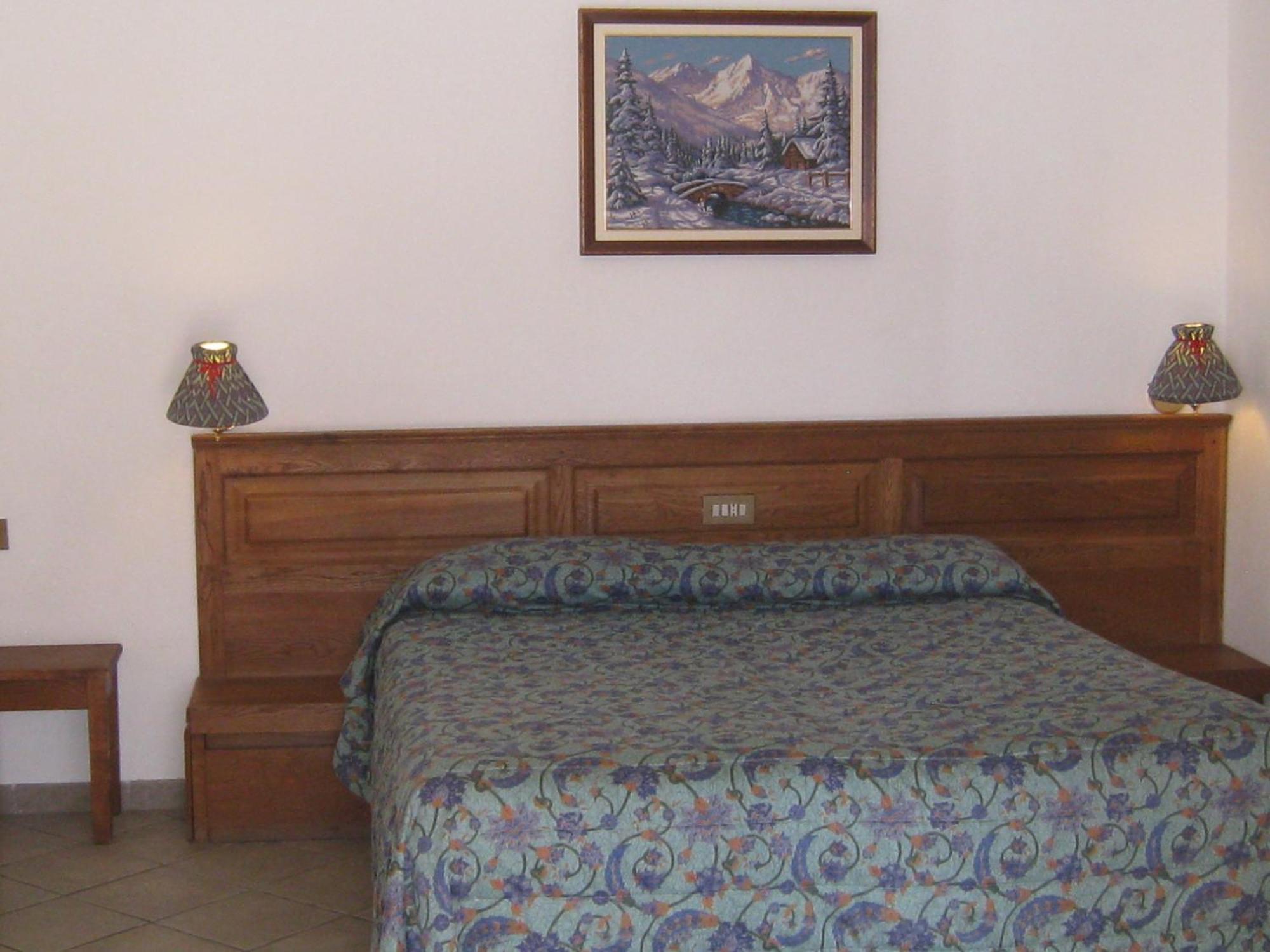 Hotel Villa Plinia Pragelato Eksteriør billede