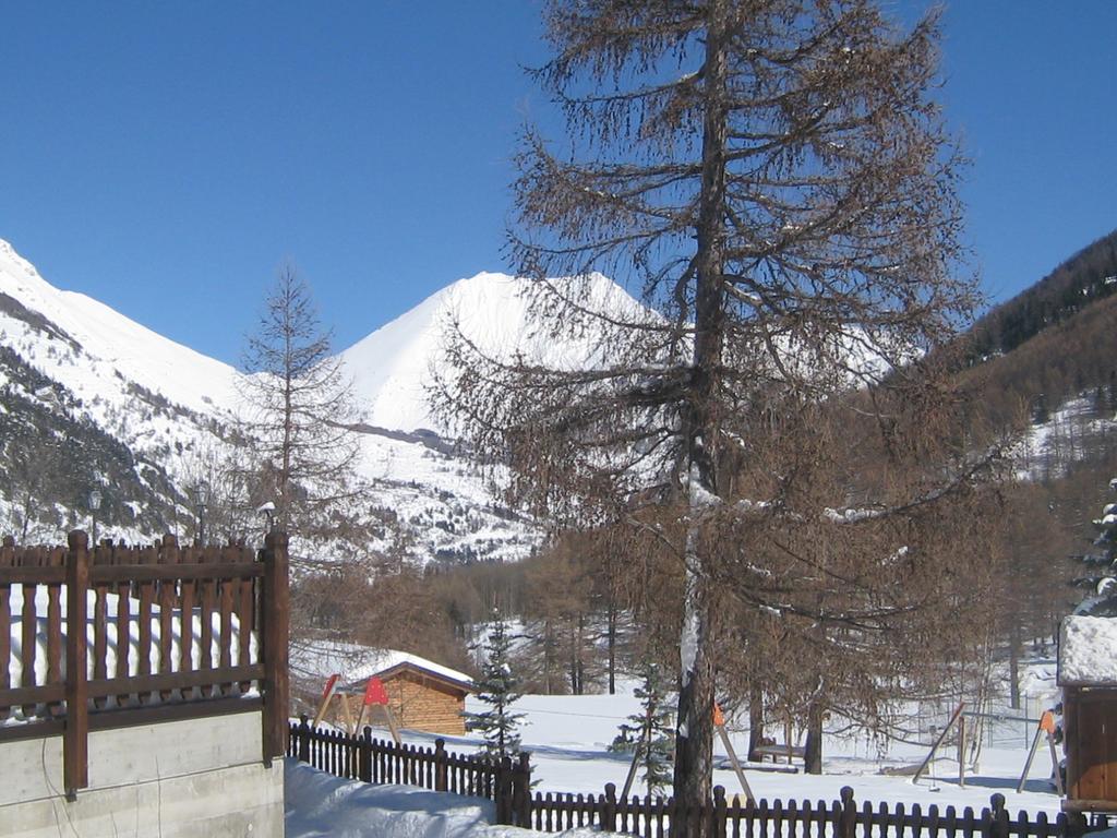 Hotel Villa Plinia Pragelato Eksteriør billede